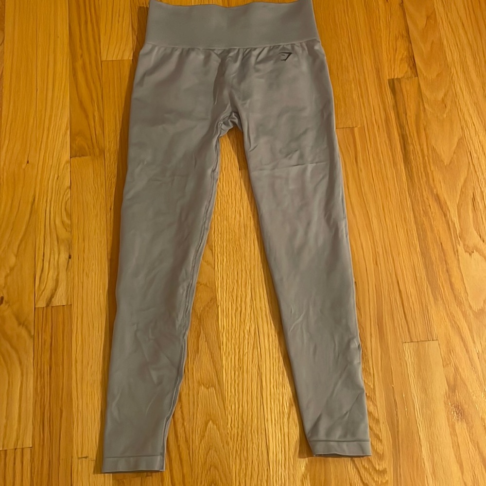 Gymshark size XS workout leggings in light purple